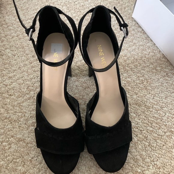 Nine West Dreamao black chunky heel sandal - Picture 2 of 5